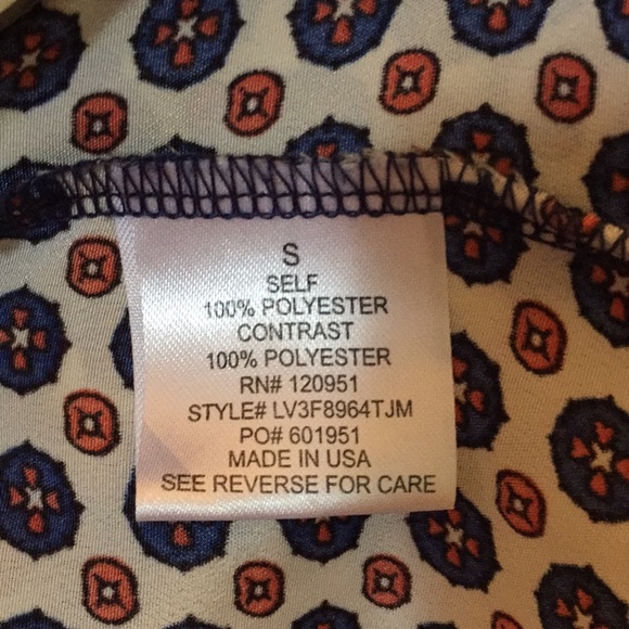 Olive & Oak sleeveless blouse - Picture 5 of 6